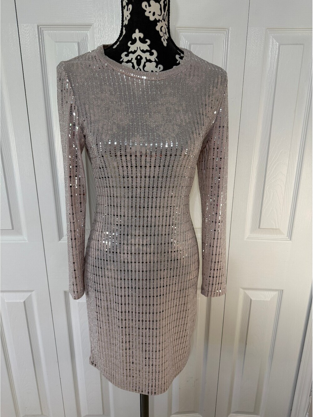 Morgan & Co. Medium Sequin Long Sleeve Dress
